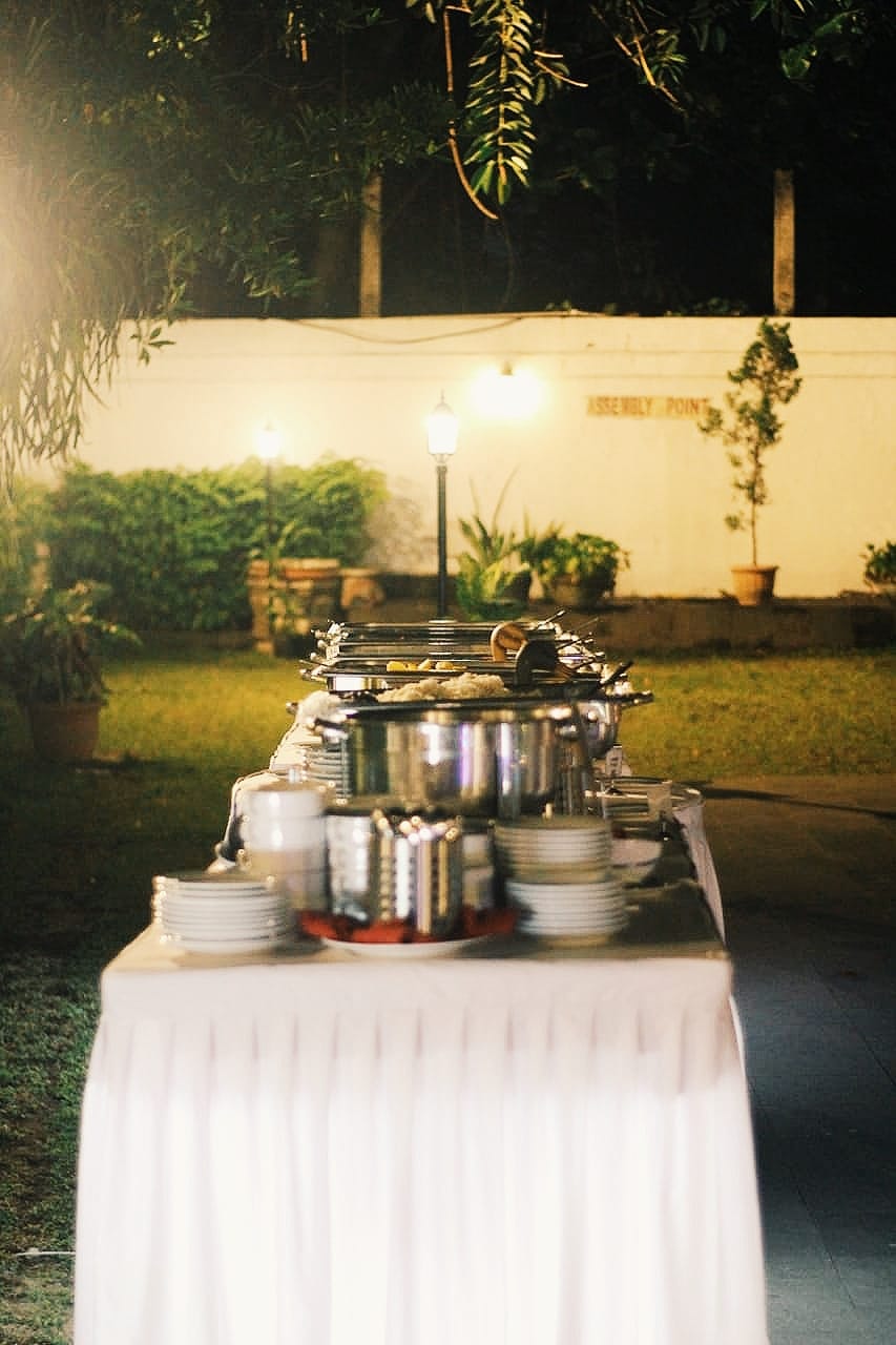 Serunya Barbeque Pool Party di Grand Diamond Hotel Yogyakarta